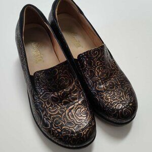 ALEGRIA 'Emma' gold/bronze and black floral embossed leather shoe size 8/Euro 38